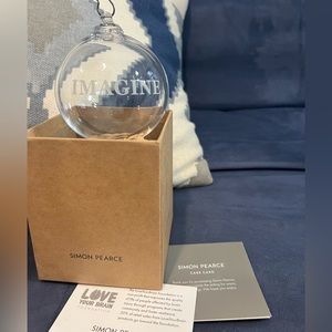 Simon Pearce LoveYourBrain Round Ornament — Imagine